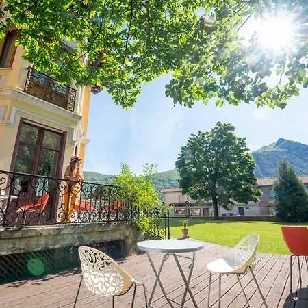 Le Manoir D'agnès Hotel