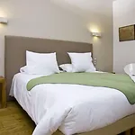 Отель Le Manoir D'agnes Logis Restaurant Тараскон-сюр-Арьеж