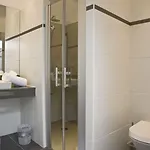 Отель Le Manoir D'agnes Logis Restaurant Тараскон-сюр-Арьеж