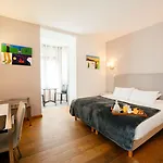 Le Manoir D'agnes Logis Restaurant Отель Тараскон-сюр-Арьеж