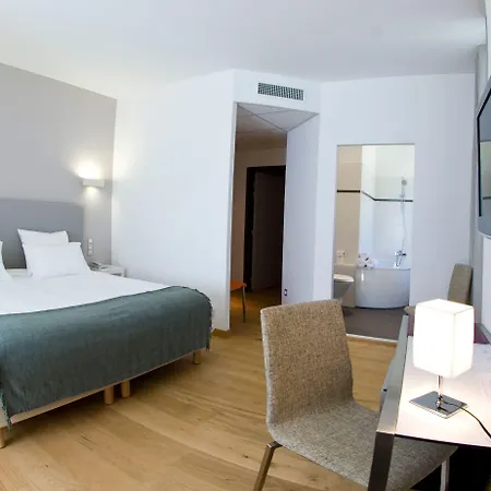 Hotel Le Manoir D'agnes Logis Restaurant Tarascon-sur-Ariège