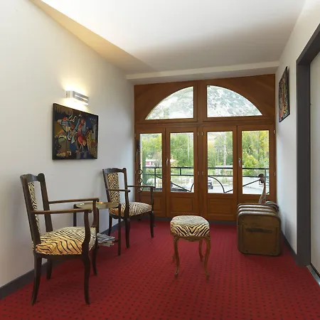 Le Manoir D'agnes Logis Restaurant