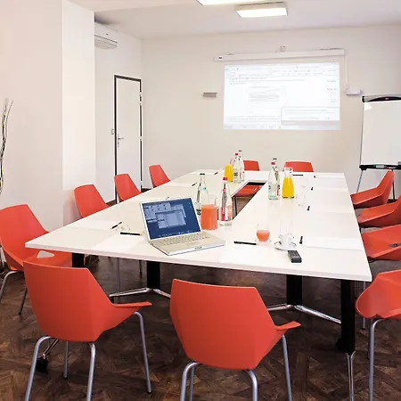 Hotel Le Manoir D'agnes Logis Restaurant 3*