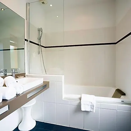 Hotel Le Manoir D'agnes Logis Restaurant 3*