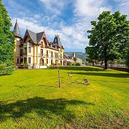 Le Manoir D'agnes Logis Restaurant 3*