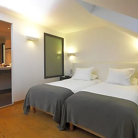 Le Manoir D'agnes Logis Restaurant Hotel 3*