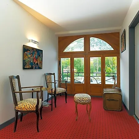 Hotel Le Manoir D'agnes Logis Restaurant 3*