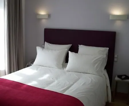 Le Manoir D'agnes Logis Restaurant فندق
