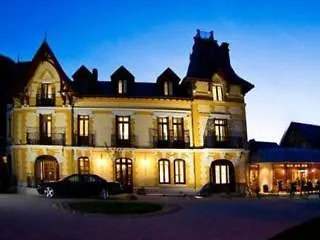 Le Manoir D'agnes Logis Restaurant