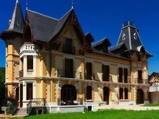 Le Manoir D'agnes Logis Restaurant