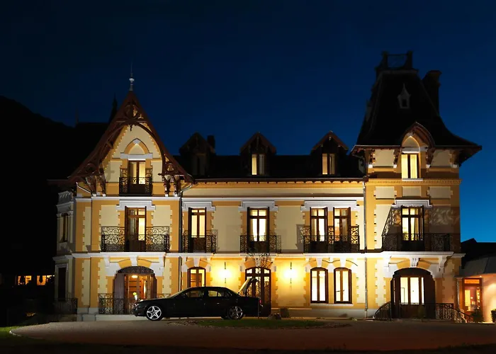 Le Manoir D'agnes Logis Restaurant Hotel