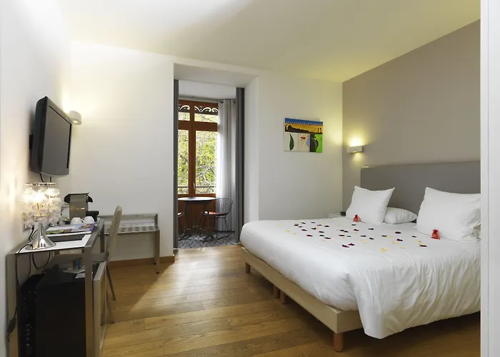 Le Manoir D'agnes Logis Restaurant 3*