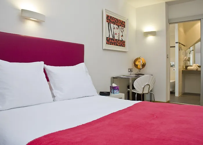 Le Manoir D'agnes Logis Restaurant