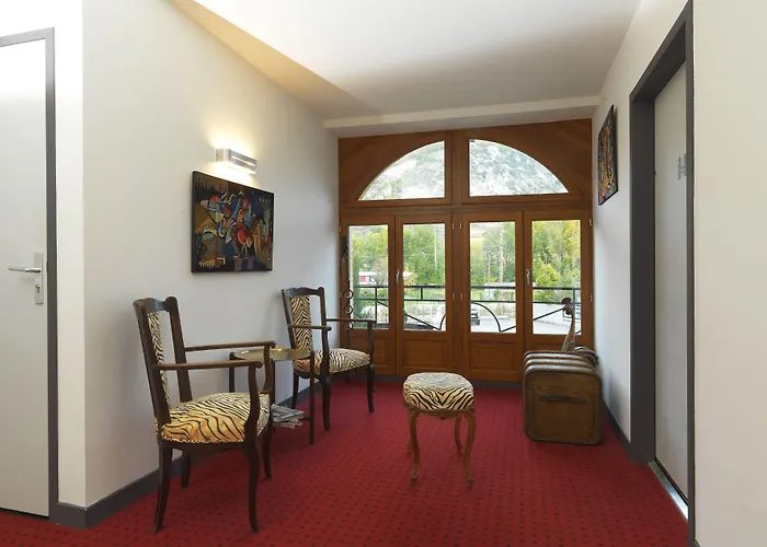 Le Manoir D'agnes Logis Restaurant